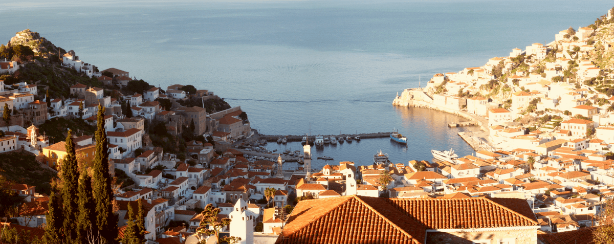 Vista general del puerto de Hidra – islas del golfo Saronico
