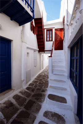 A Mykonos Town paved alley