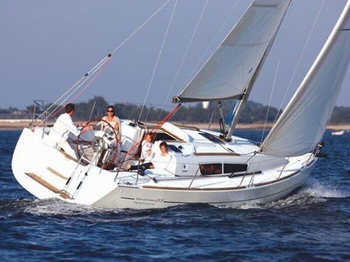 Jeanneau-Sun-Odyssey-36i-aa-sail2.jpg
