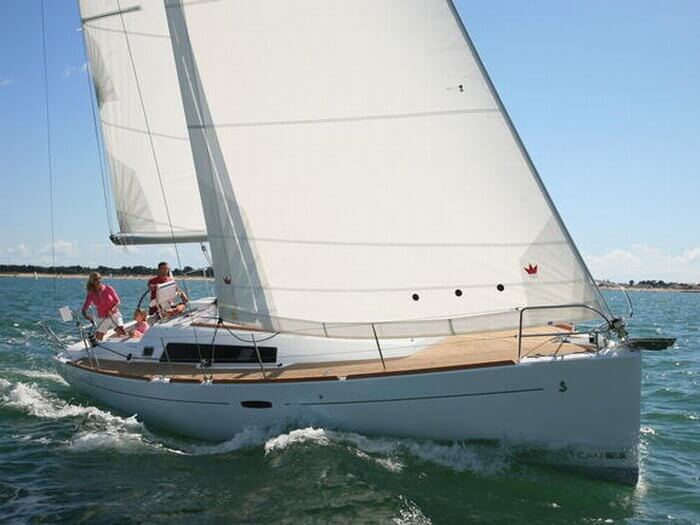Oceanis-37-je-sail3.JPG